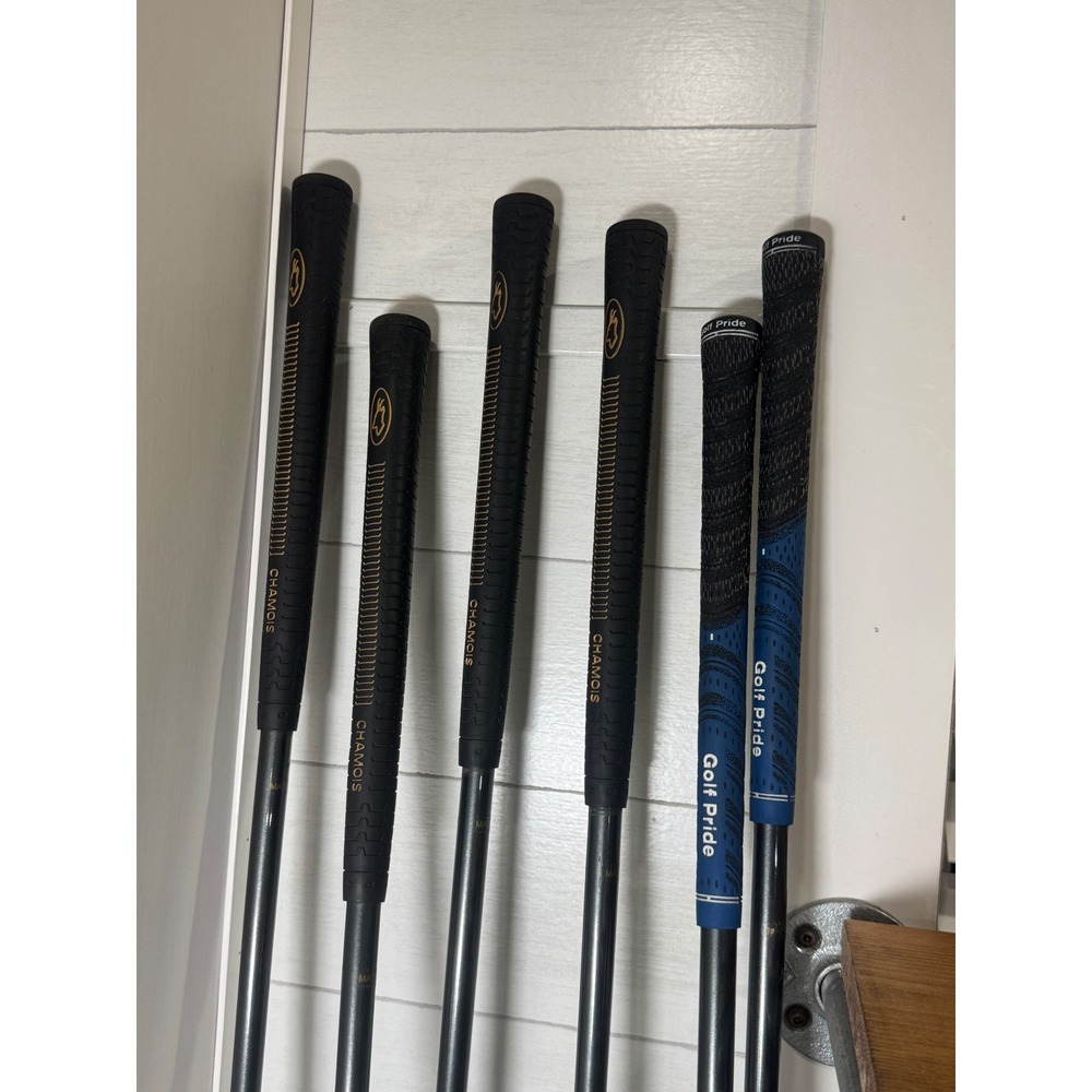 Adams Golf Insight XTD3 Iron Set 6-9 P, G Wedges Ultralite RH Light Flex Senior - Picture 5 of 7